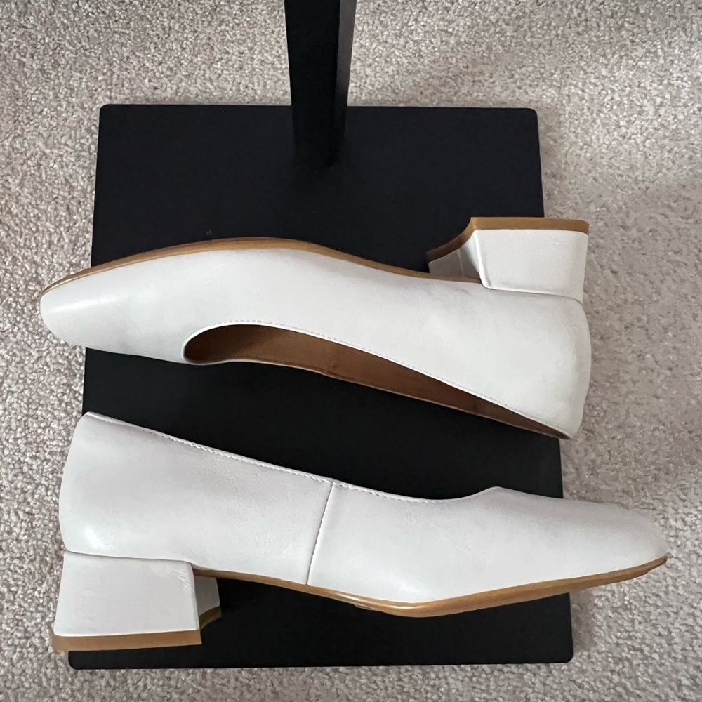 Sofft White Block Heel Loafers - Picture 3 of 8
